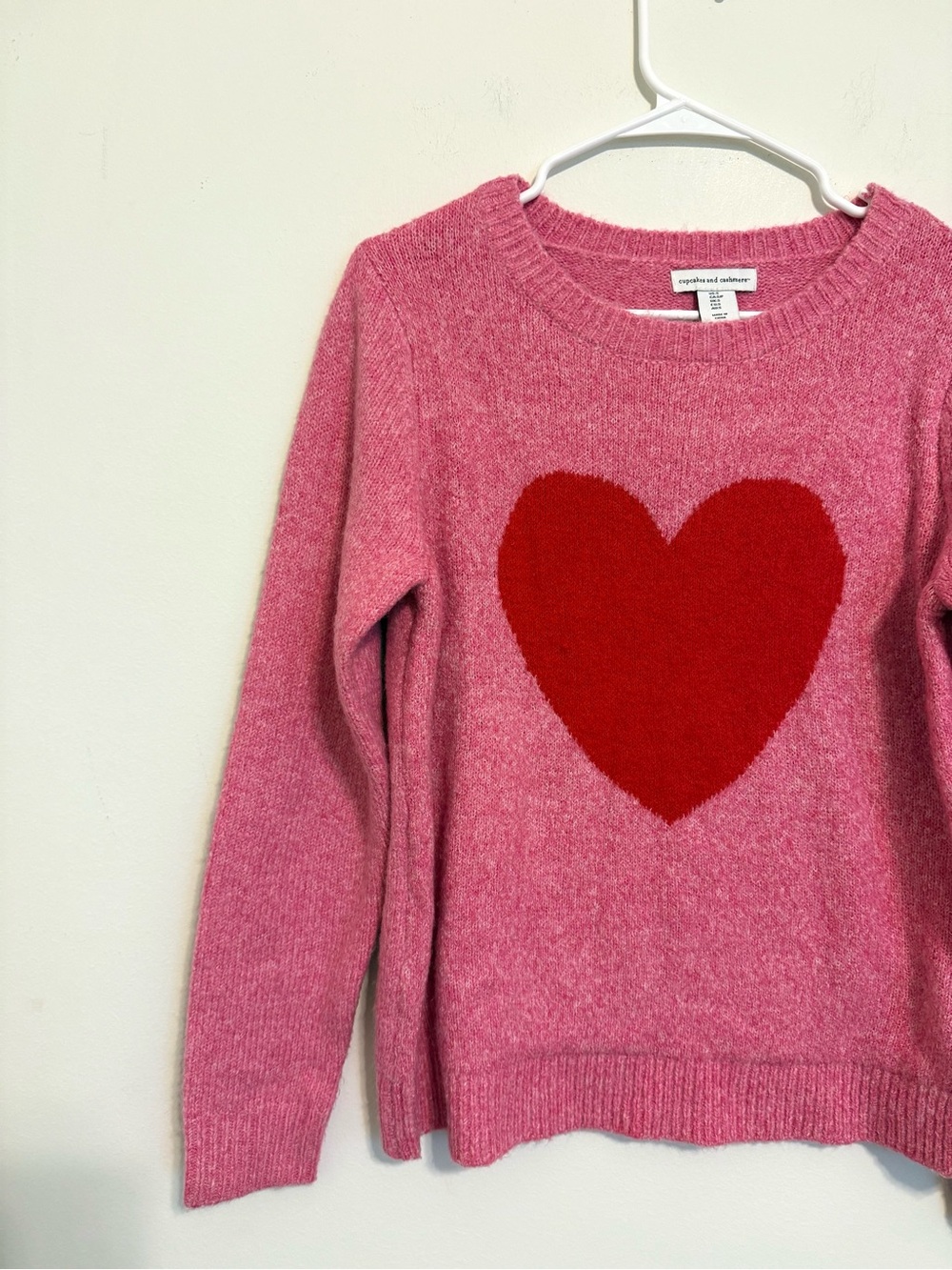Cupcakes and Cashmere Pink Heart Knit Sweater Size Small Valentine - Picture 3 of 7